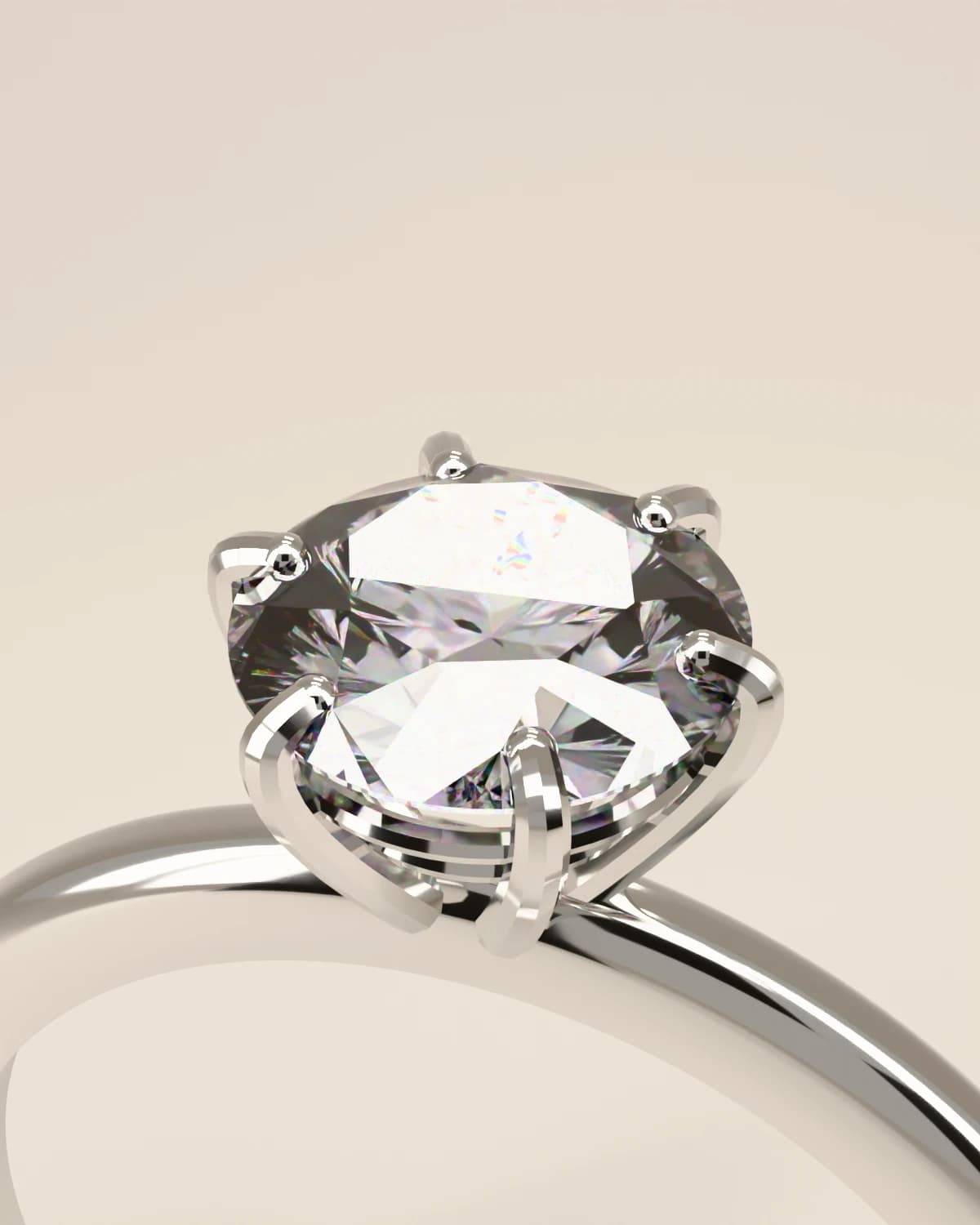 Solène Solitaire Ring, detail